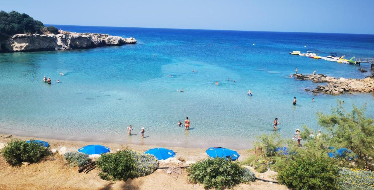 Great Villa Maria Paralimni Ngoại thất bức ảnh